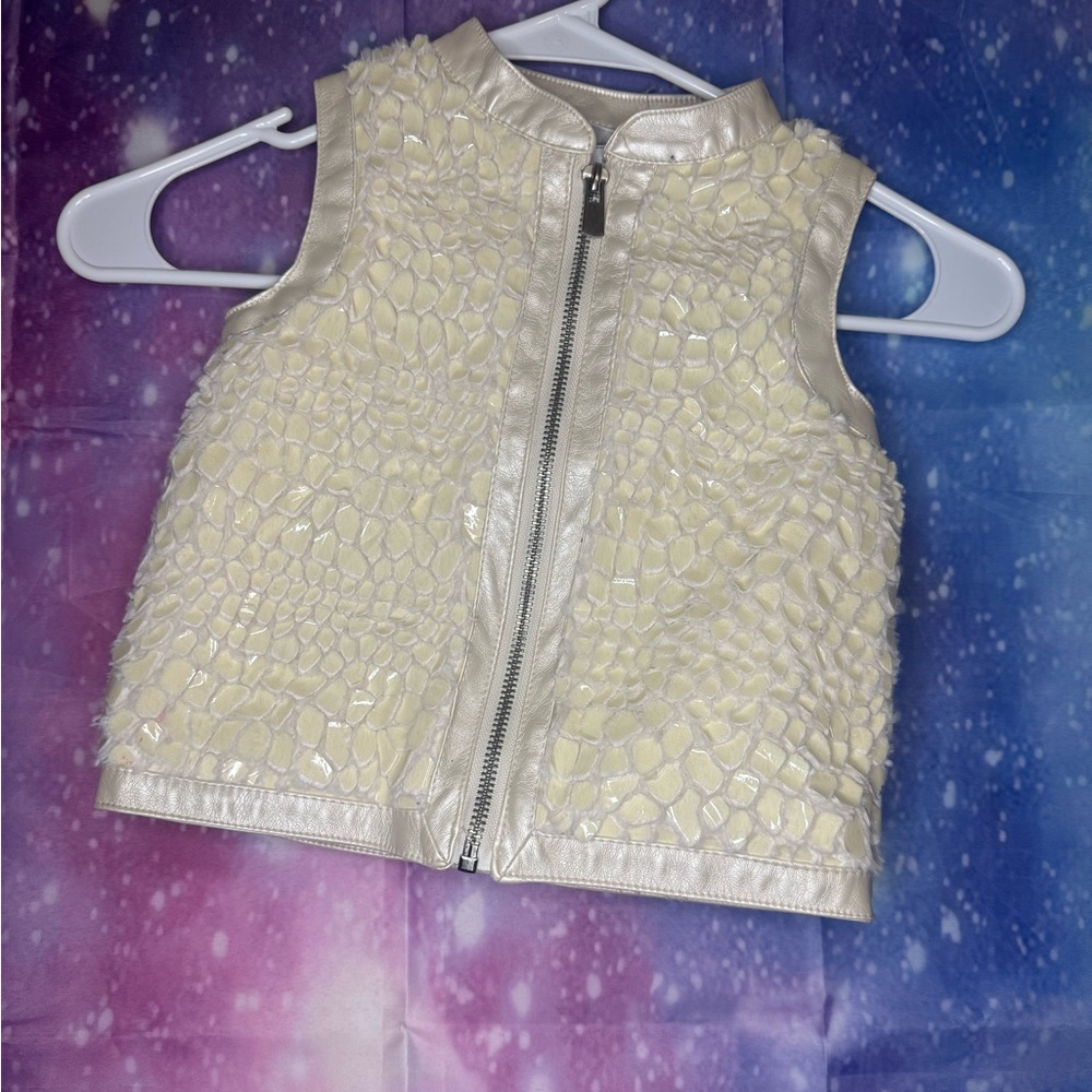 Tahari baby vest 🛍